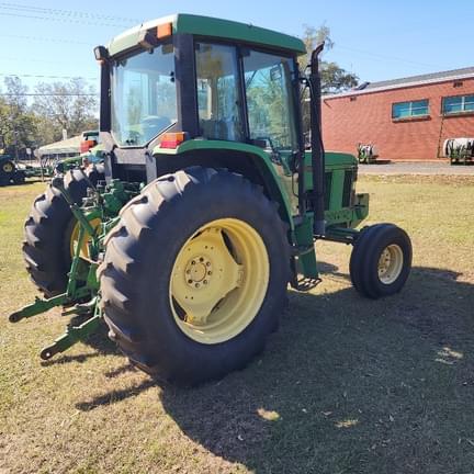 Image of John Deere 6410 equipment image 2