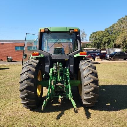 Image of John Deere 6410 equipment image 3