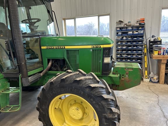 Image of John Deere 6410 equipment image 3