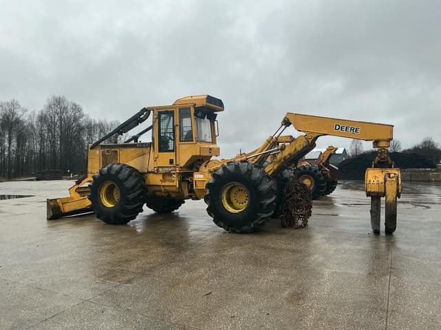 Image of John Deere 648G-II equipment image 2