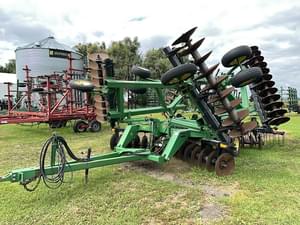 1999 John Deere 650 Image