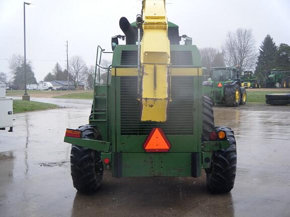 Image of John Deere 6750 equipment image 4