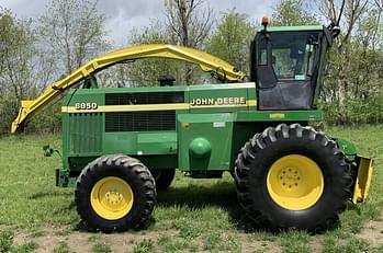 Main image John Deere 6850 1