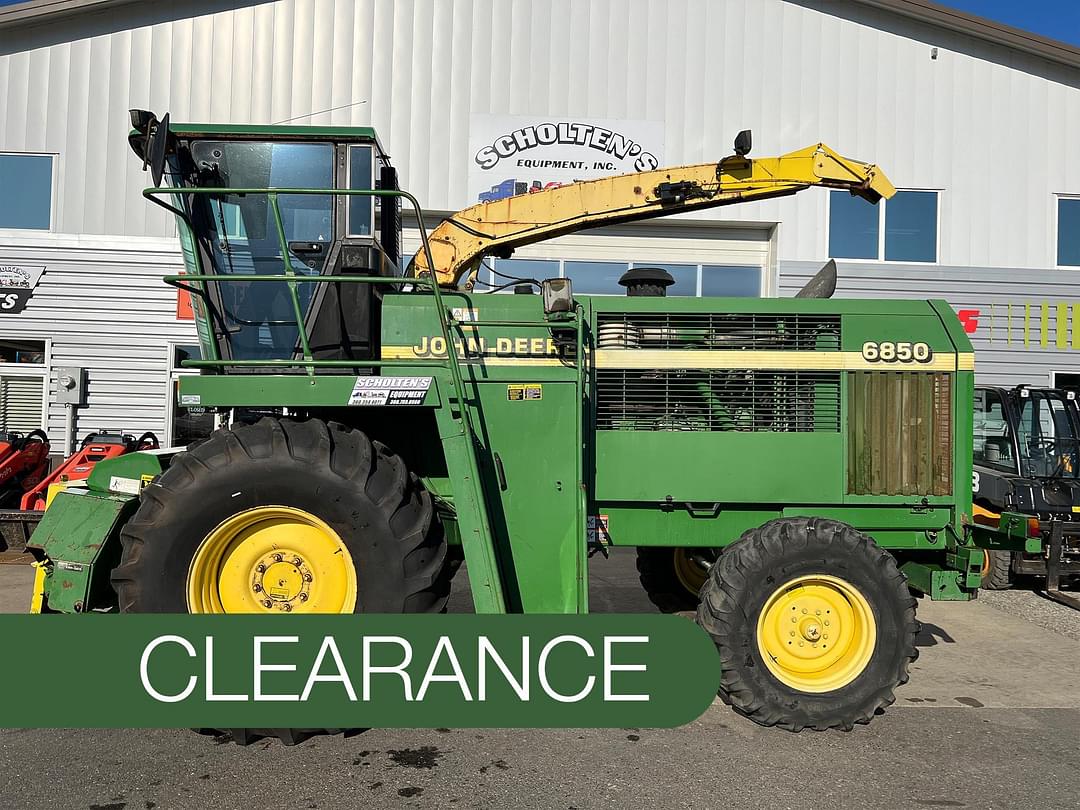 Image of John Deere 6850 Primary image