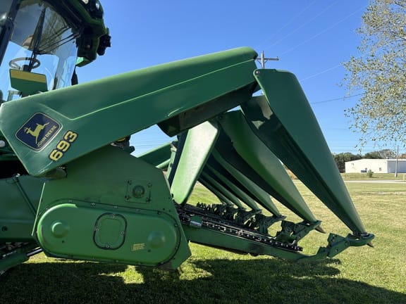 Main image John Deere 693