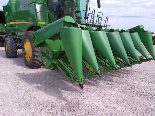 Image of John Deere 693 equipment image 2