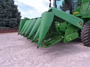 1999 John Deere 693 Image