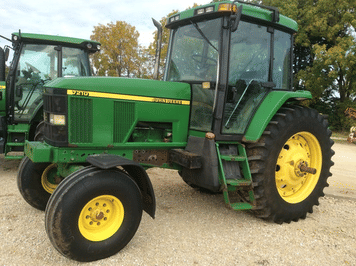 Main image John Deere 7210