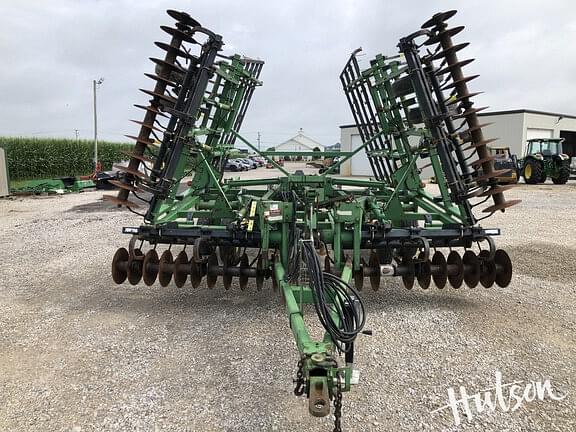 Image of John Deere 726 equipment image 2