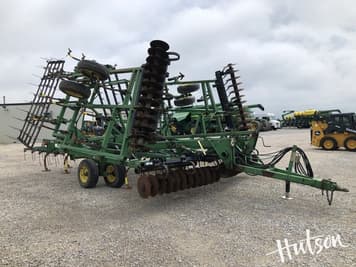 Main image John Deere 726