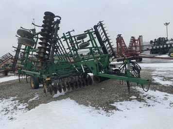 Main image John Deere 726