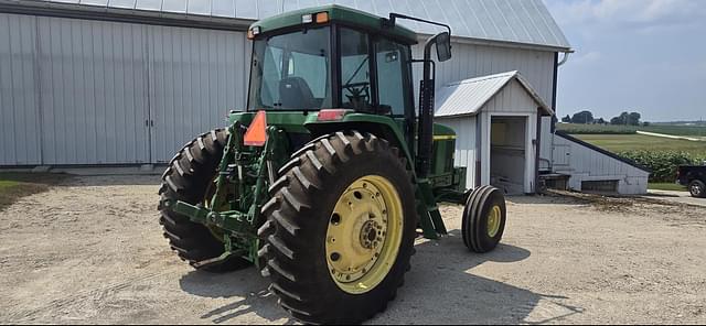 Image of John Deere 7410 equipment image 4