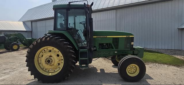 Image of John Deere 7410 equipment image 3