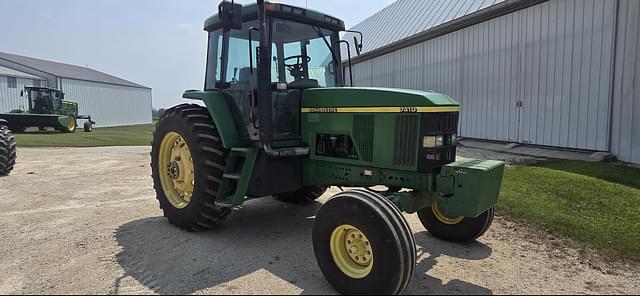 Image of John Deere 7410 equipment image 2