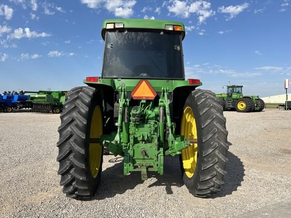 Image of John Deere 7410 equipment image 3