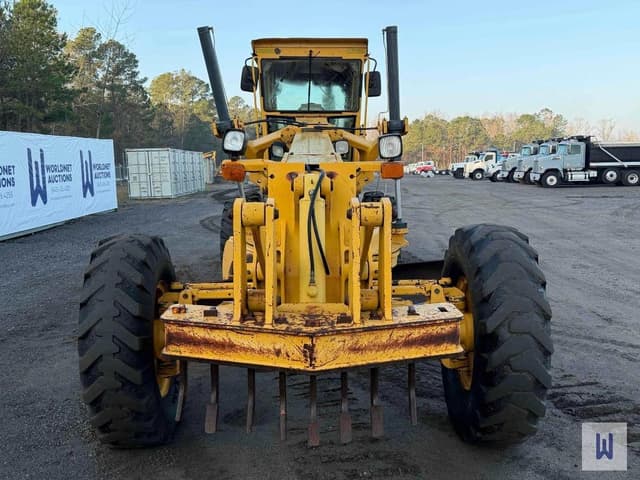 Image of John Deere 770CH equipment image 1