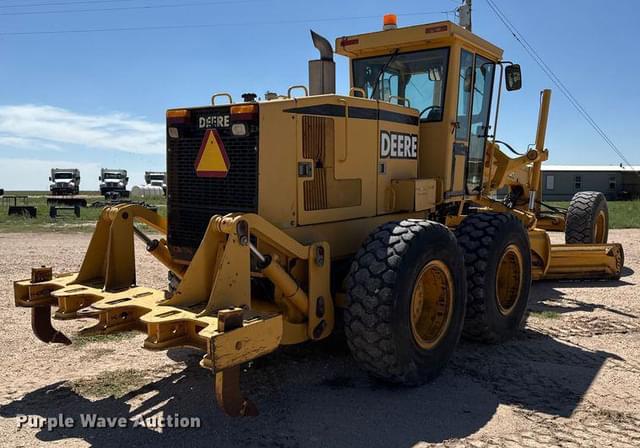 Image of John Deere 772CH equipment image 4