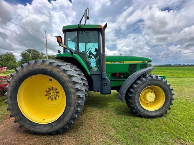 Image of John Deere 7810 equipment image 3
