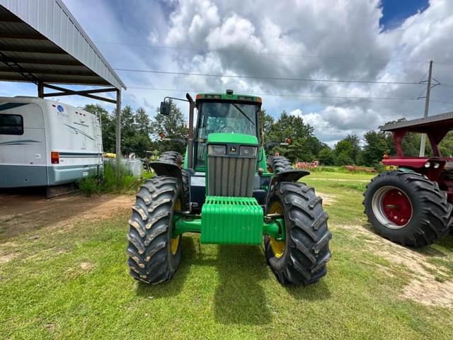 Image of John Deere 7810 equipment image 1