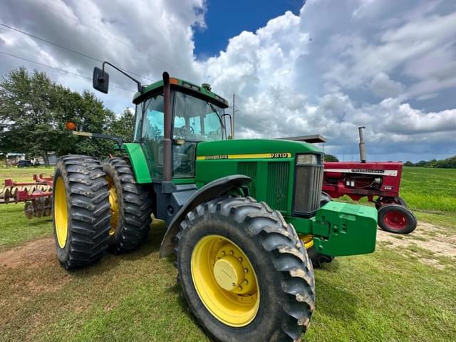 Image of John Deere 7810 equipment image 2
