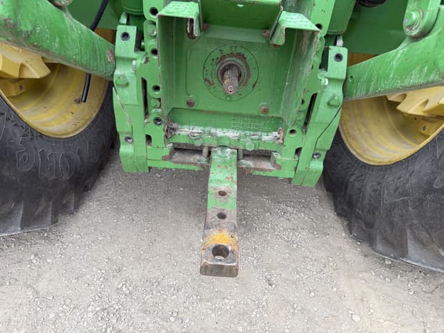 Image of John Deere 7810 equipment image 1