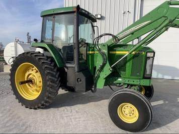 Main image John Deere 7810