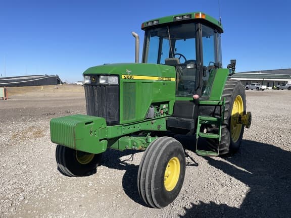 Image of John Deere 7810 Primary image