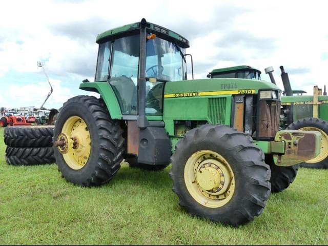 Image of John Deere 7810 equipment image 1