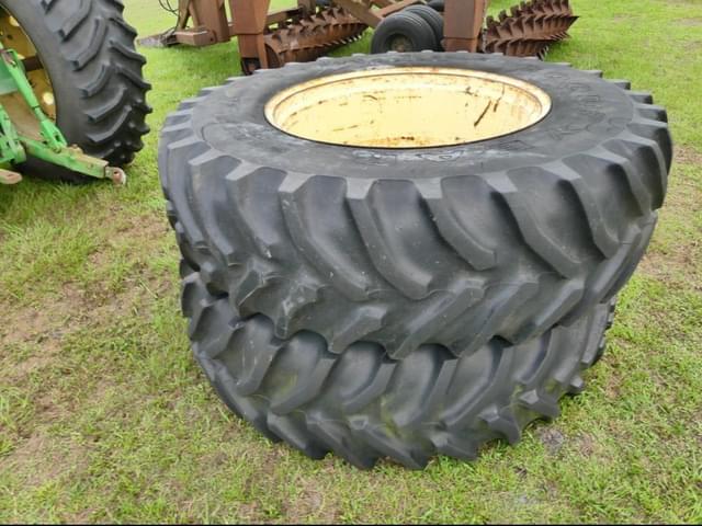 Image of John Deere 7810 equipment image 3