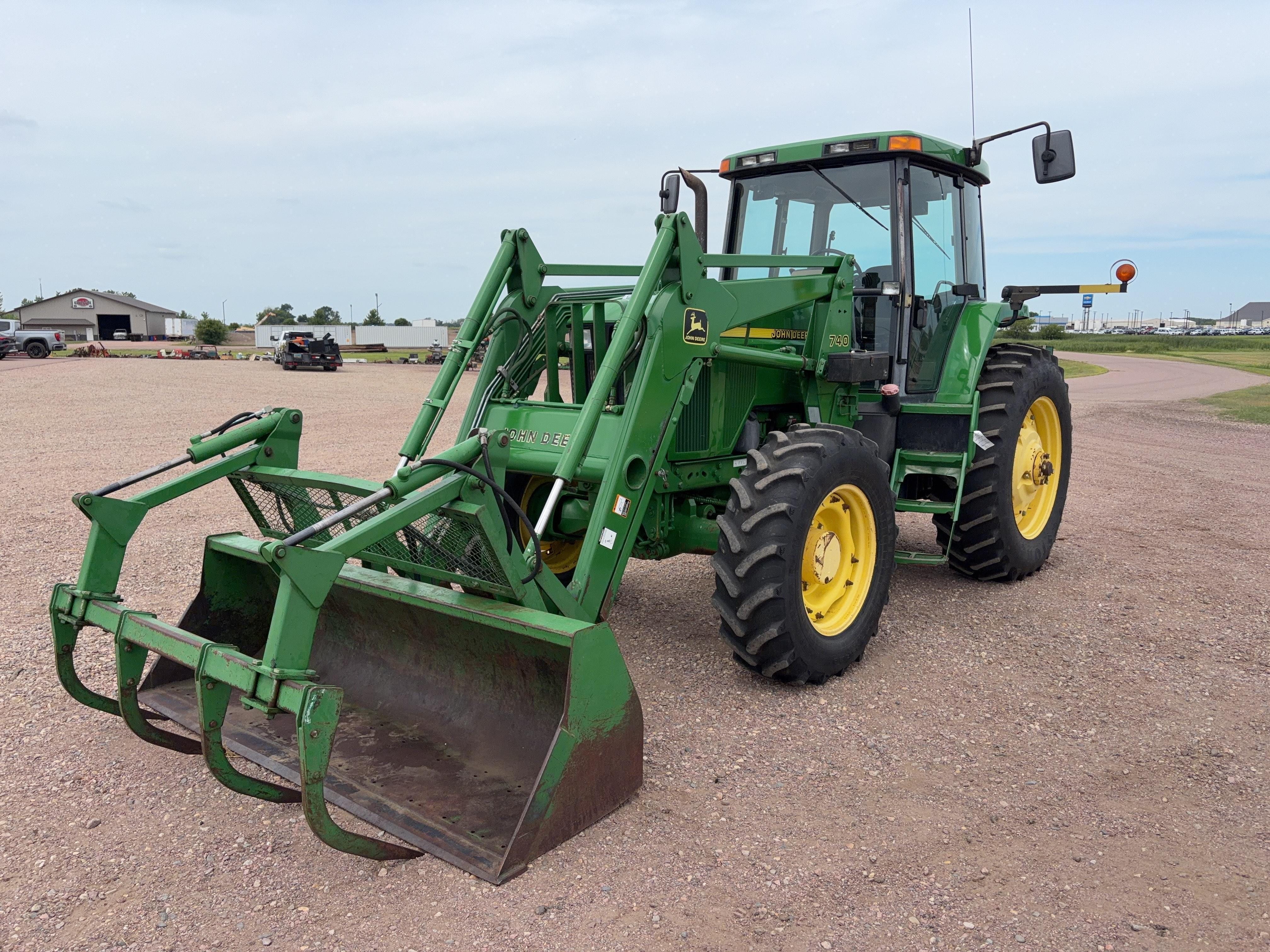 1999 John Deere 7810 Equipment Image0