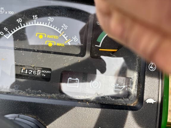 Image of John Deere 790 equipment image 4