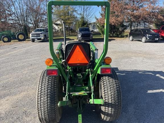 Image of John Deere 790 equipment image 4