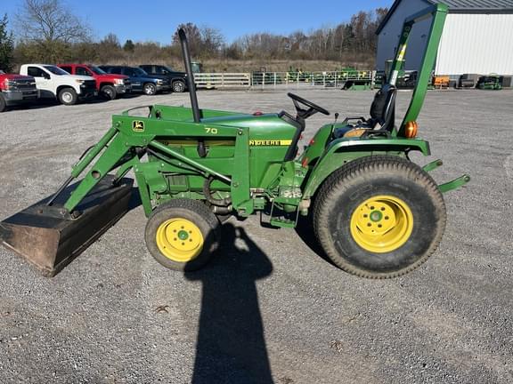 Image of John Deere 790 equipment image 2