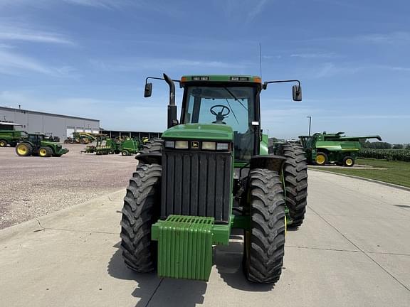 Image of John Deere 8100 equipment image 4