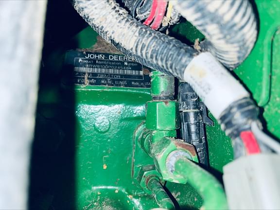 Image of John Deere 8100 equipment image 2