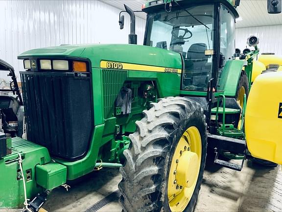 Image of John Deere 8100 Primary image