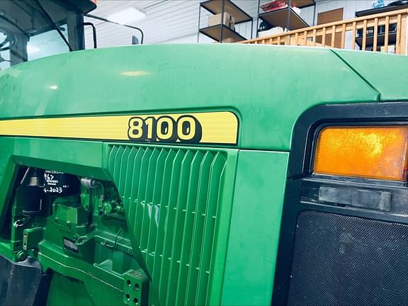 Image of John Deere 8100 equipment image 3