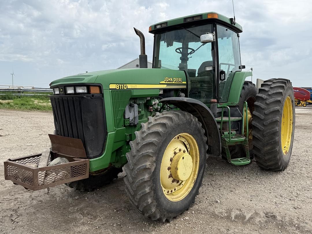 Image of John Deere 8110 Primary image