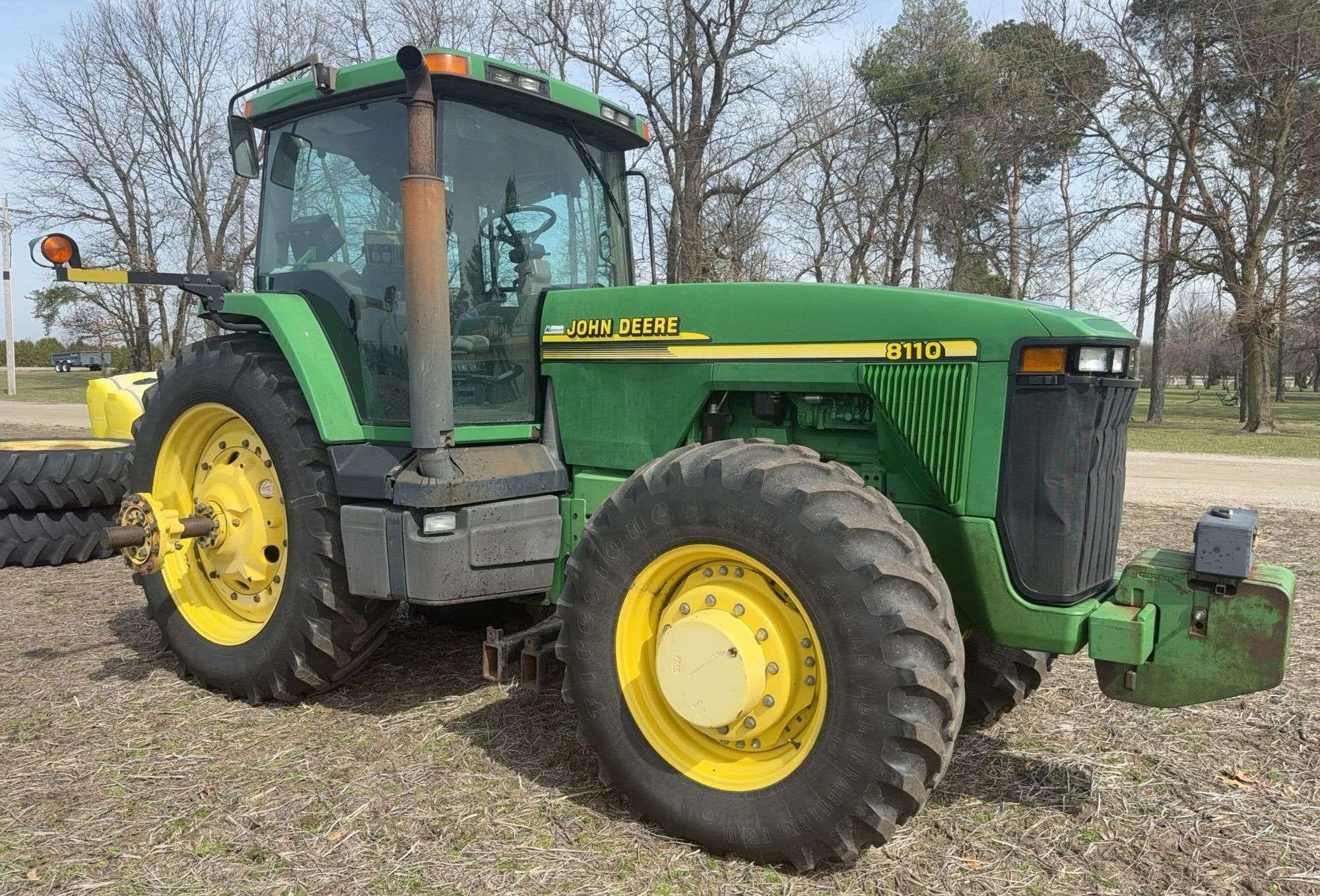 1999 John Deere 8110 Equipment Image0