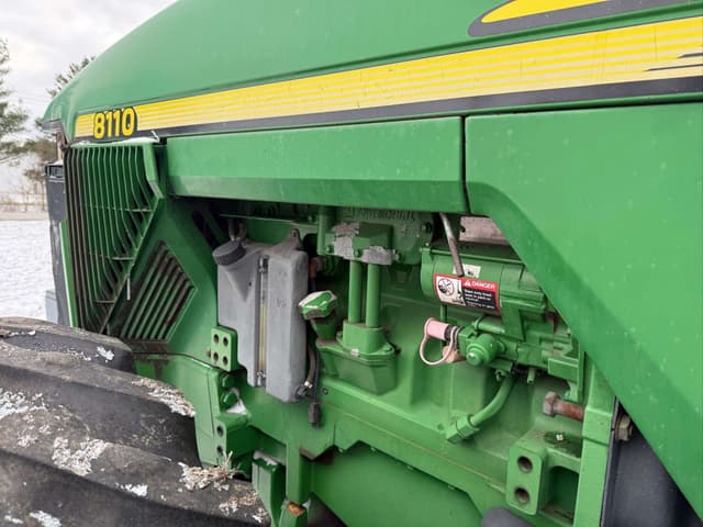 Image of John Deere 8110 equipment image 4
