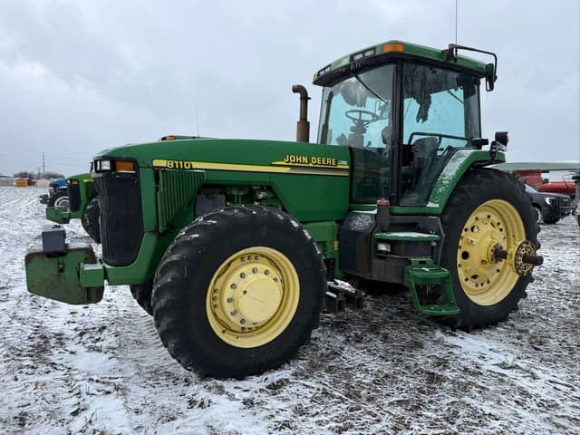Image of John Deere 8110 equipment image 2