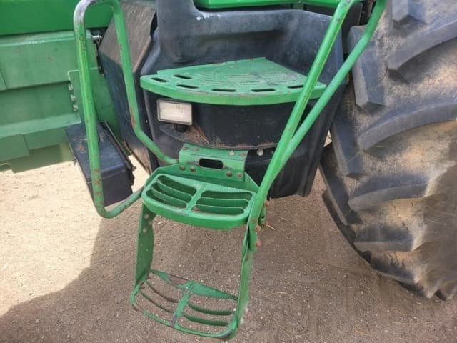 Image of John Deere 8200 equipment image 3