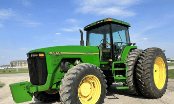Main image John Deere 8300