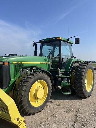 Image of John Deere 8300 Primary image