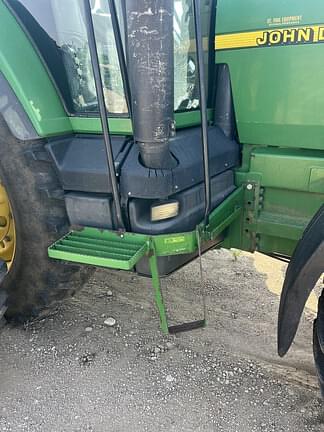 Image of John Deere 8300 equipment image 4