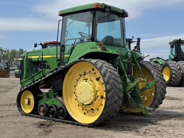 Image of John Deere 8300T equipment image 2