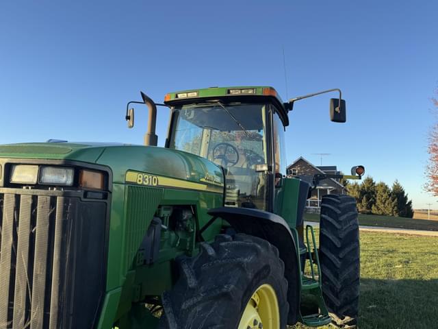 Image of John Deere 8310 equipment image 4