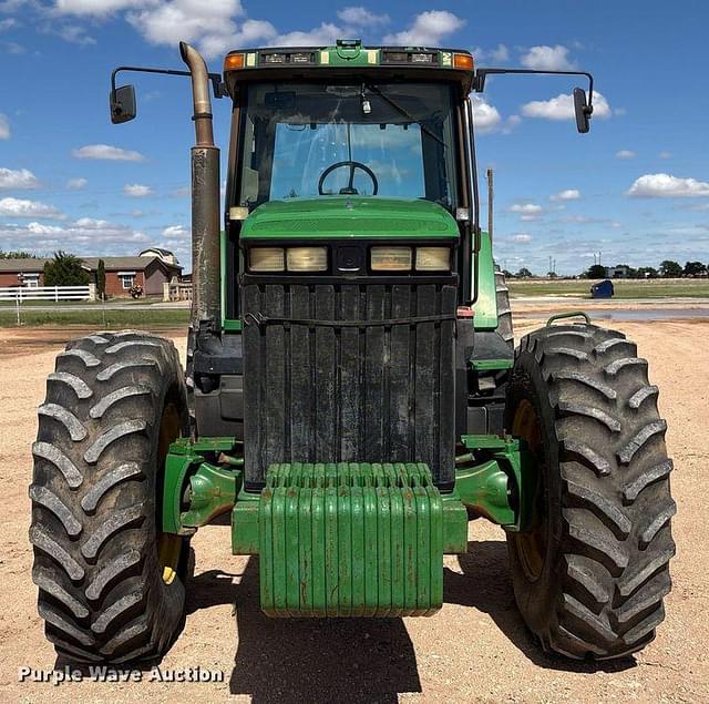 Image of John Deere 8400 equipment image 1