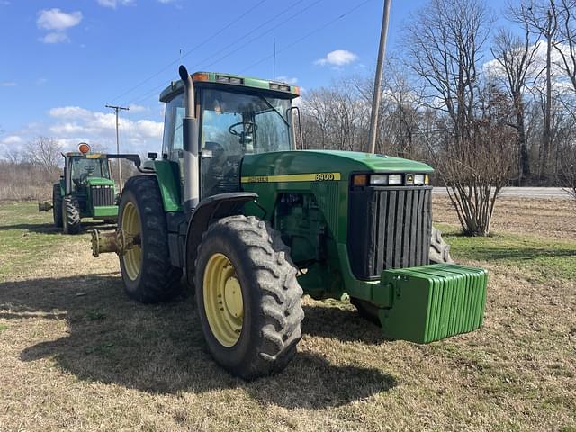 Image of John Deere 8400 equipment image 1