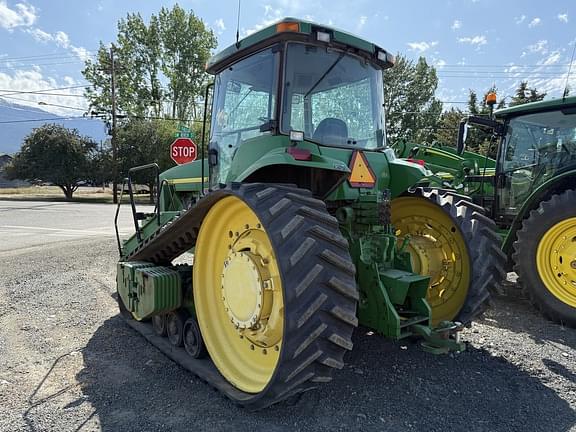 Image of John Deere 8400T equipment image 4